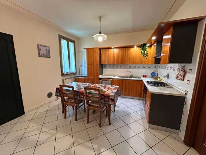 Appartamento trilocale in affitto in Via Ponzano, Ponzano, Empoli