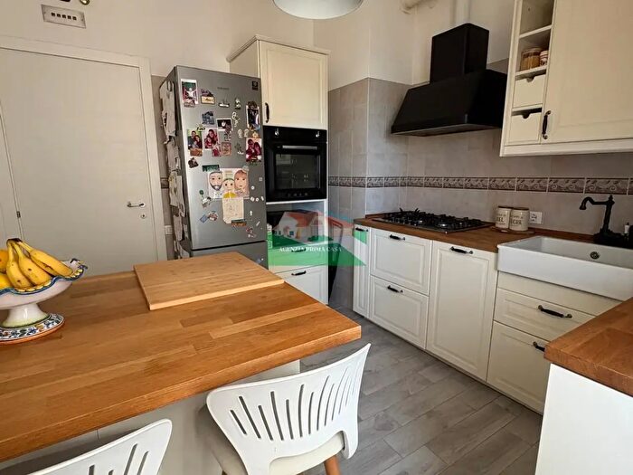 Appartamento con 5 locali in vendita in Viale Galileo Galilei, Ravenna