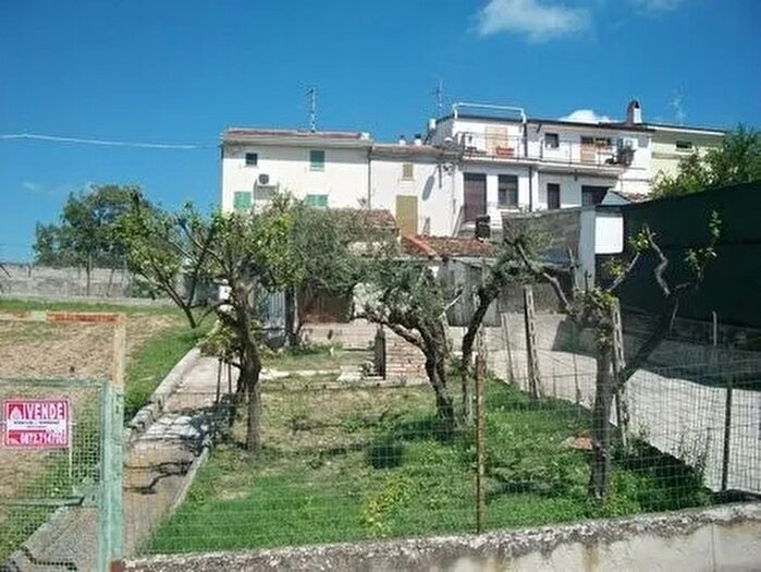 Casa con 6 locali in vendita in Lanciano