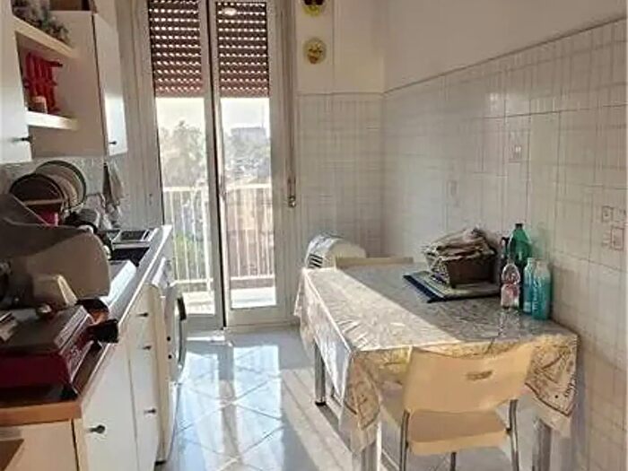 Appartamento trilocale in vendita in Modena
