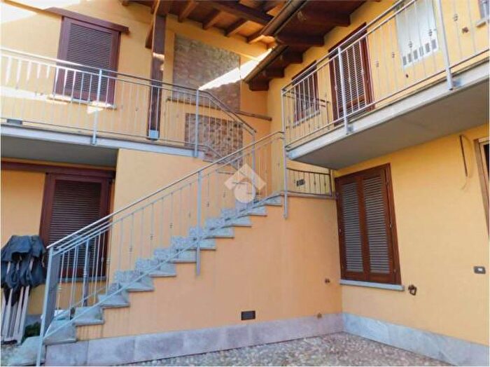 Appartamento bilocale in vendita in Via Giuseppe Mazzini, Somma Lombardo