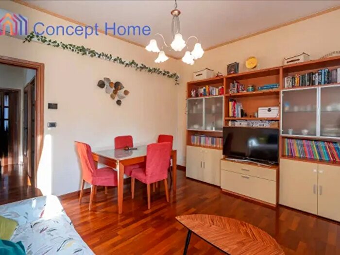 Appartamento trilocale in vendita in Via Toscana a a, Parma