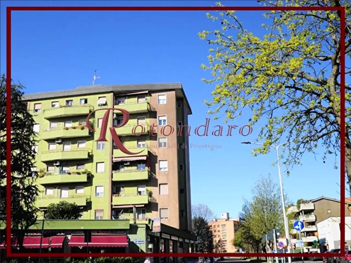 Appartamento bilocale in vendita in Via Achille Grandi, Buccinasco