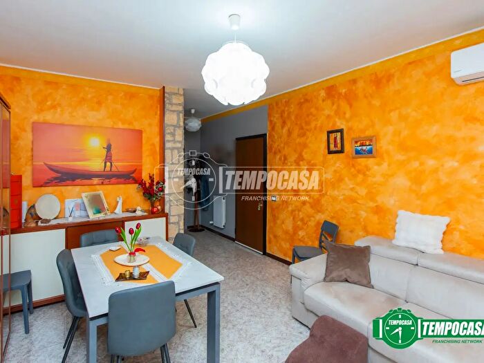 Appartamento trilocale in vendita in Via Lodi, Busto Arsizio