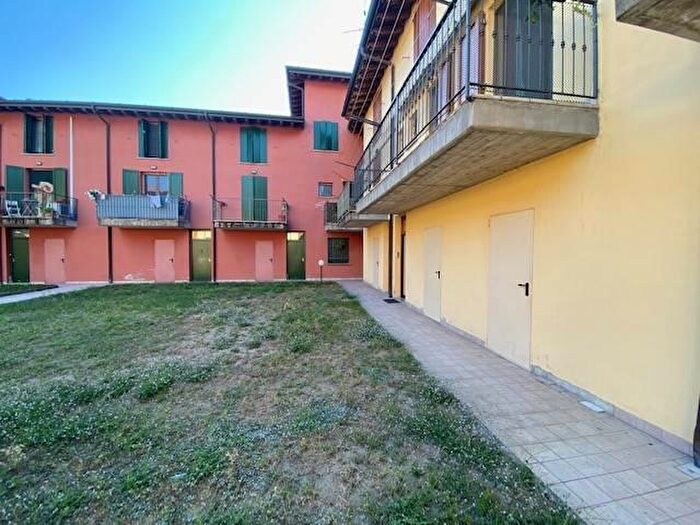 Appartamento trilocale in vendita in Gambolo