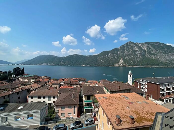 Appartamento trilocale in vendita in Via Fusina, Campione D'Italia