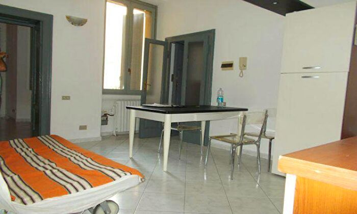 Appartamento bilocale in affitto in via Plinio, Morgagni, Milano