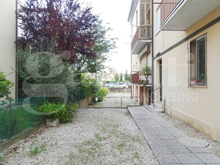 Appartamento trilocale in affitto in Via Gurerzoni, SantOsvaldo San Paolo, Padova