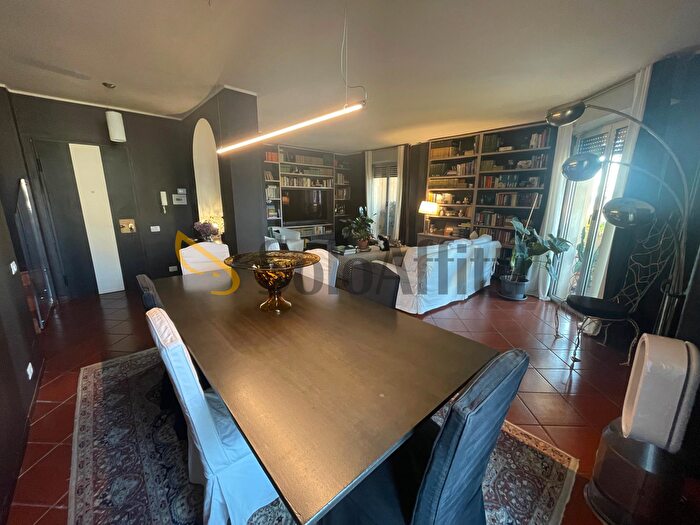 Appartamento con 5 locali in affitto in Via Daniele Ranzoni, Novara