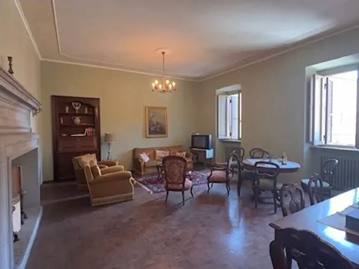 Appartamento con 5 locali in vendita in Piazza Cavour, Bettona