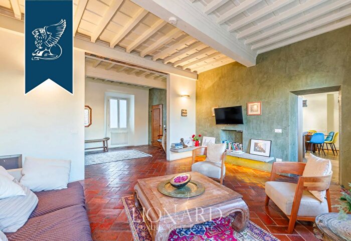 Appartamento trilocale in vendita in Firenze