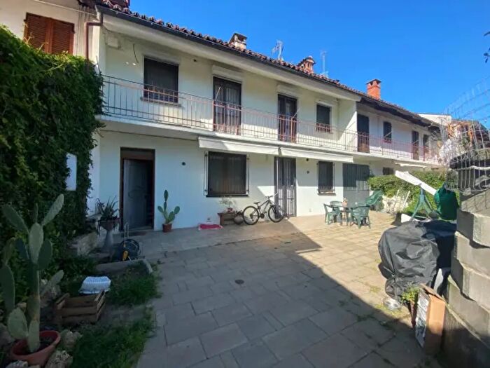 Casa con 5 locali in vendita in Via Ressia, Carignano