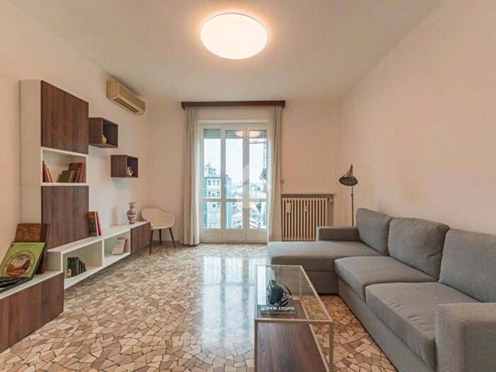 Appartamento bilocale in affitto in Via Nino Bonnet, Garibaldi Corso Como, Milano