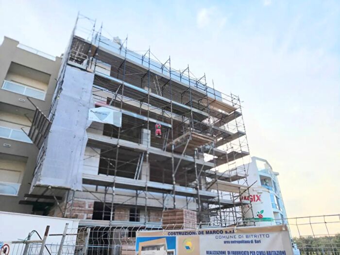 Appartamento quadrilocale in vendita in Via Carlo Levi, Bitritto