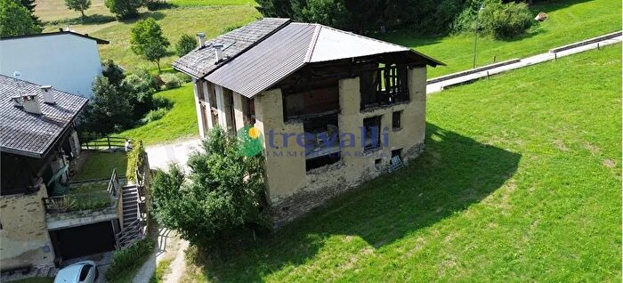 Casa in vendita in Pellizzano