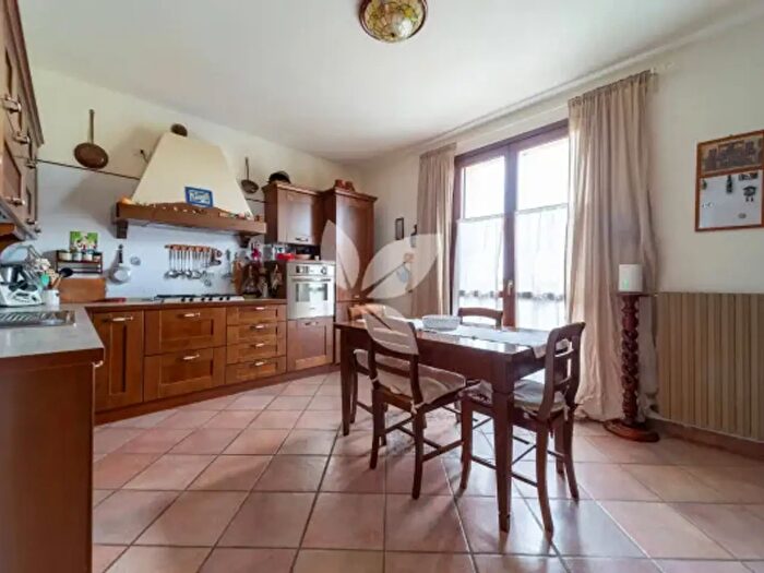 Appartamento trilocale in vendita in Via Palmiro Togliatti, Torrile