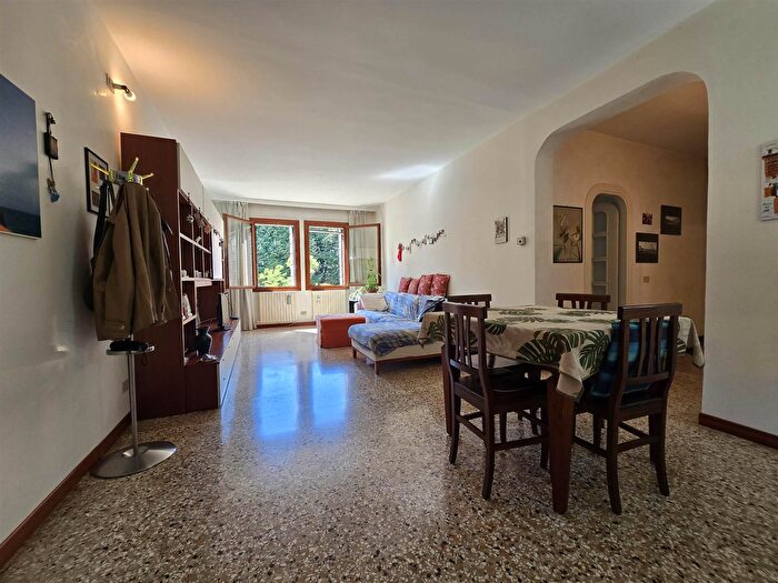 Appartamento trilocale in vendita in Venezia