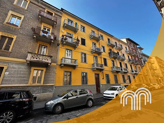Appartamento quadrilocale in vendita in Via Bussoleno, Torino