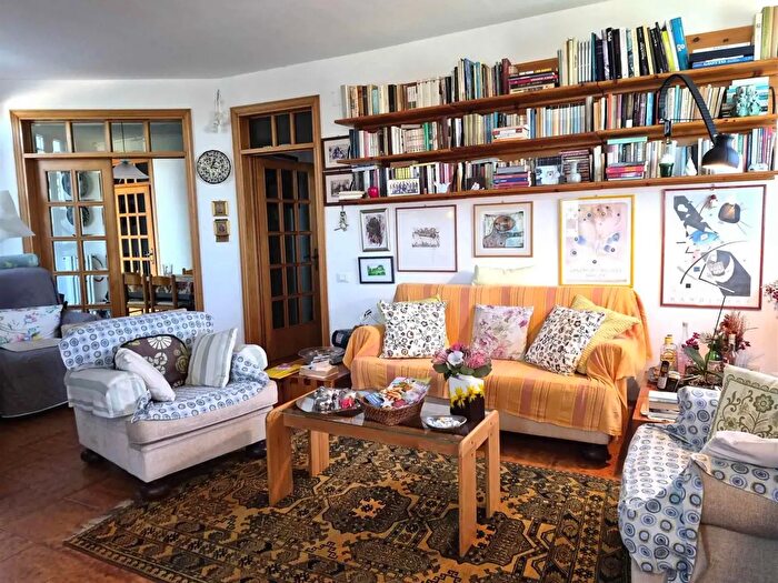 Appartamento con 7 locali in vendita in Cecina