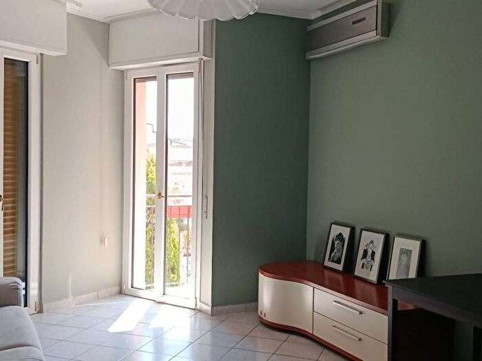 Appartamento bilocale in affitto in Via Giuseppe Garibaldi, Semicentro, Vimercate