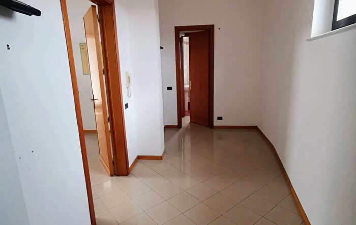 Casa trilocale in affitto in Giarre