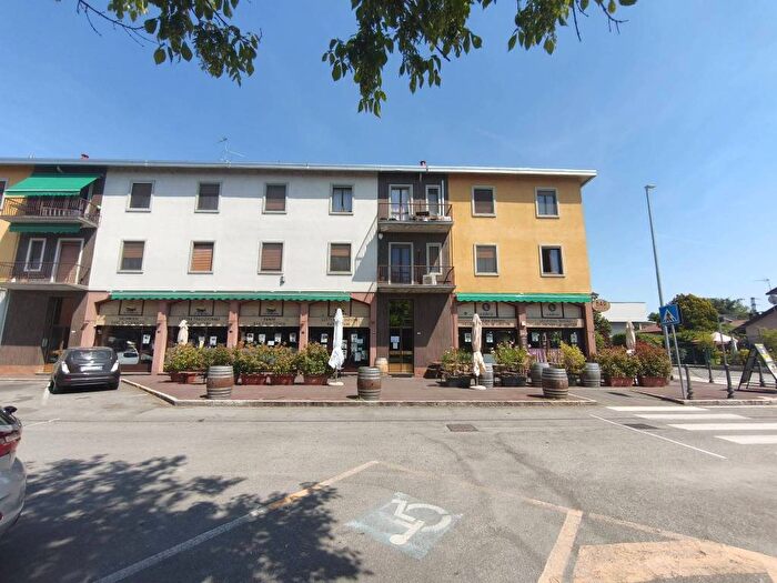 Appartamento bilocale in affitto in Piazzale Tevere, San Lanfranco, Pavia