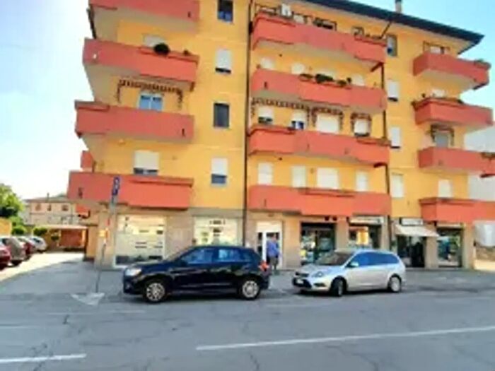 Appartamento quadrilocale in vendita in Via Angeli, Adria