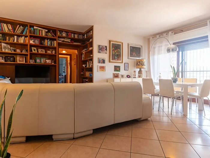 Appartamento quadrilocale in vendita in Via Giacomo Caneva, Roma