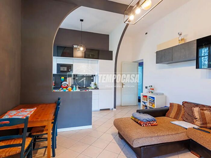 Appartamento trilocale in vendita in Via Calestano, Felino
