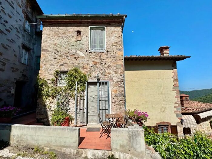 Casa con 5 locali in vendita in a Don Aldo Mei, Capannori