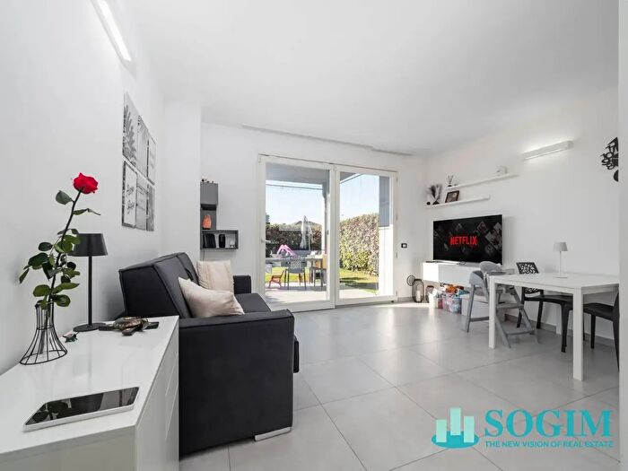 Appartamento bilocale in vendita in Via Giovanni XXIII, Bizzarone