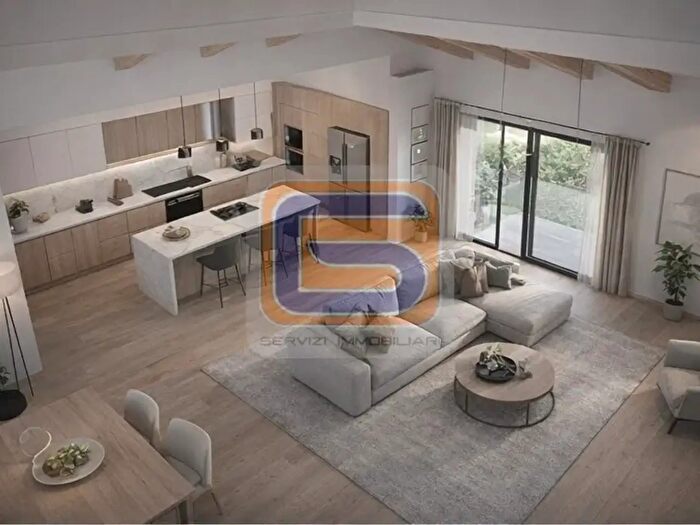 Casa con 5 locali in vendita in Via J della Quercia, Padova