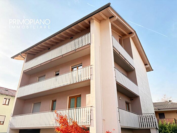 Appartamento quadrilocale in vendita in Via della Madonna dei Prati, Trento