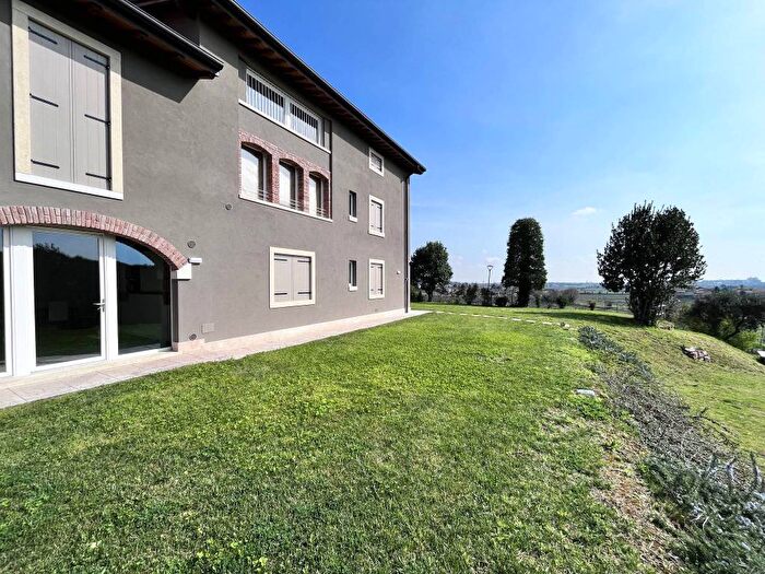 Appartamento bilocale in affitto in Contrada Moranda, Poiano, Verona