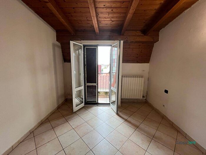 Appartamento bilocale in affitto in Via Carlo Imbonati, Dergano, Milano