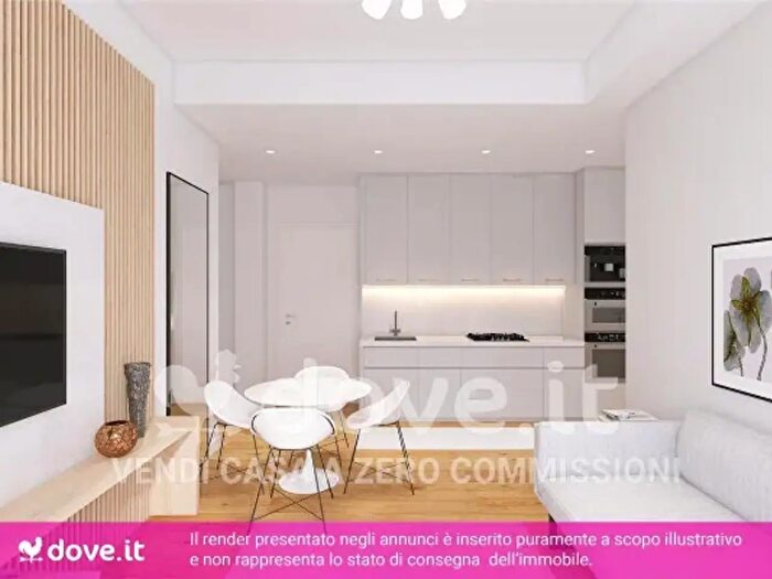 Appartamento quadrilocale in vendita in Roma