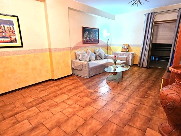 Appartamento con 6 locali in vendita in Via Cardinale Mariano Rampolla, Palermo