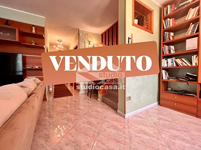 Casa quadrilocale in vendita in Via Montegrappa, Bariano