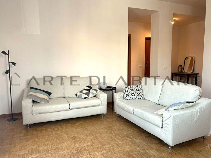 Appartamento quadrilocale in affitto in Viale Gabriele DAnnunzio, Borgo Trento, Verona