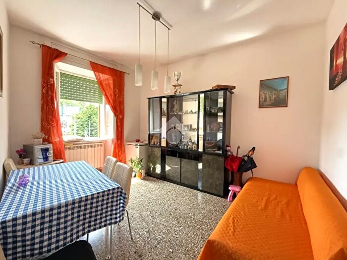 Appartamento quadrilocale in vendita in Via G Acerbi, Viterbo