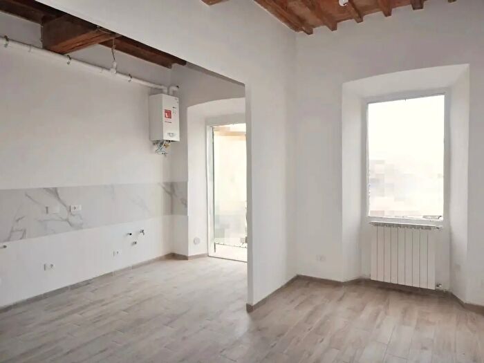 Appartamento trilocale in vendita in Via Trento, Montevarchi