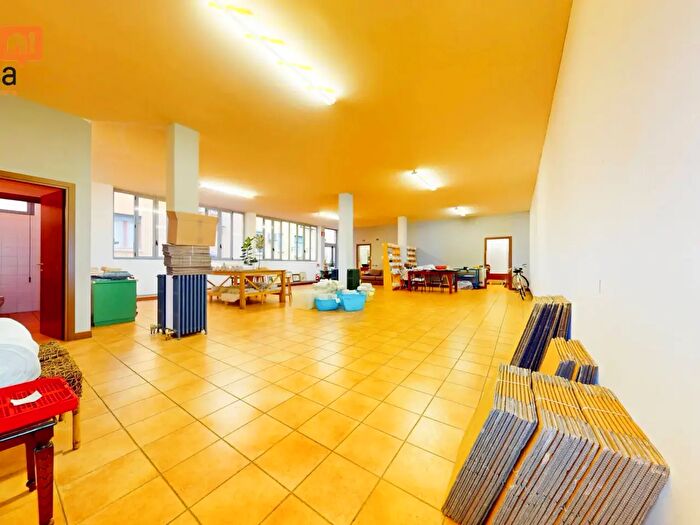 Appartamento quadrilocale in vendita in Via Privata Sanremo, Milano