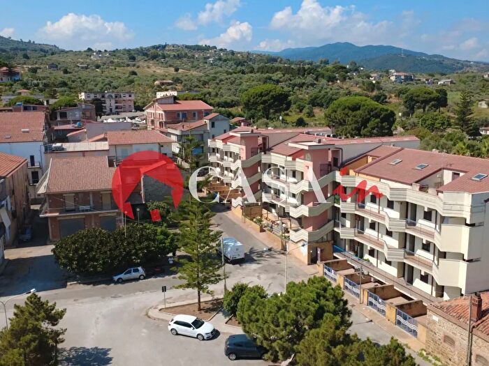 Appartamento quadrilocale in vendita in Etnea, Acquedolci