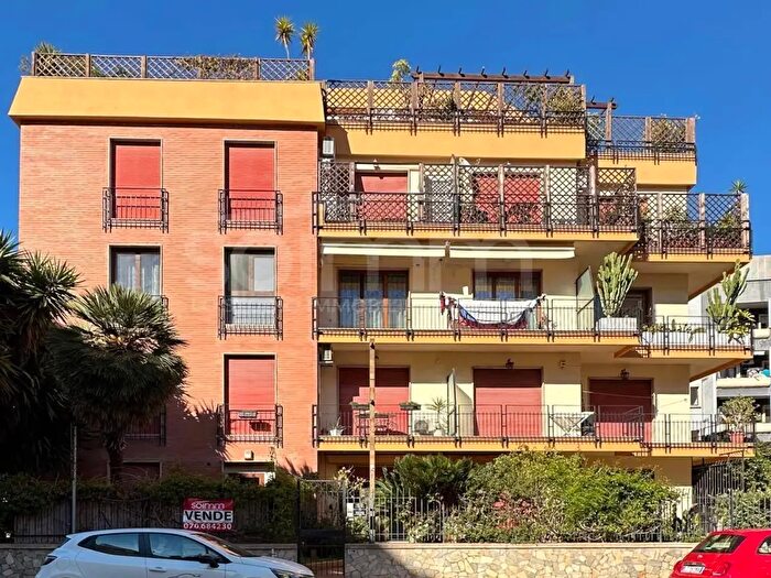 Appartamento bilocale in vendita in Via Giuseppe Giusti, Cagliari