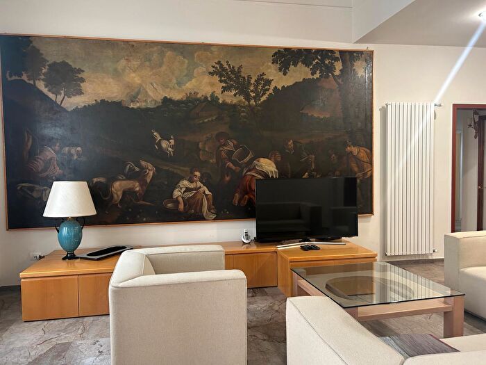 Appartamento con 6 locali in affitto in Mario Fabiani, Empoli