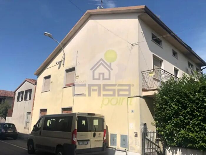 Appartamento quadrilocale in vendita in Via Roma, Villachiara