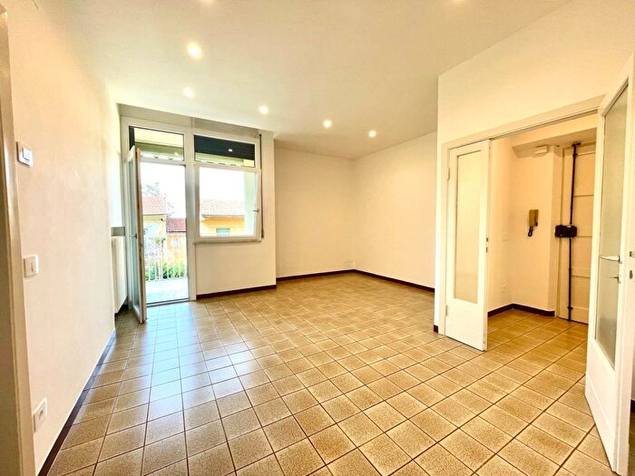 Appartamento quadrilocale in affitto in Via Fratelli Rosselli, Semicentro Stazione, Perugia