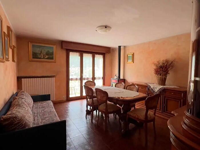 Appartamento con 6 locali in vendita in Colorina