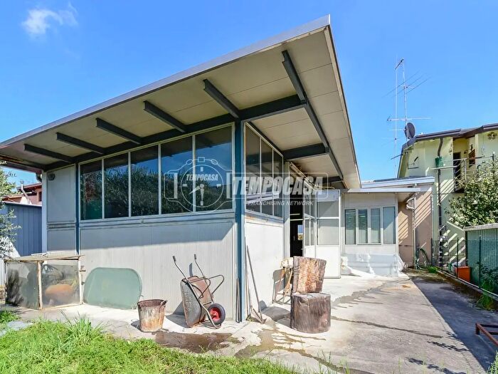 Appartamento in vendita in Via Filippo Turati, Cantu