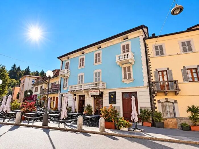 Appartamento trilocale in vendita in Piazza Micheli, Berceto